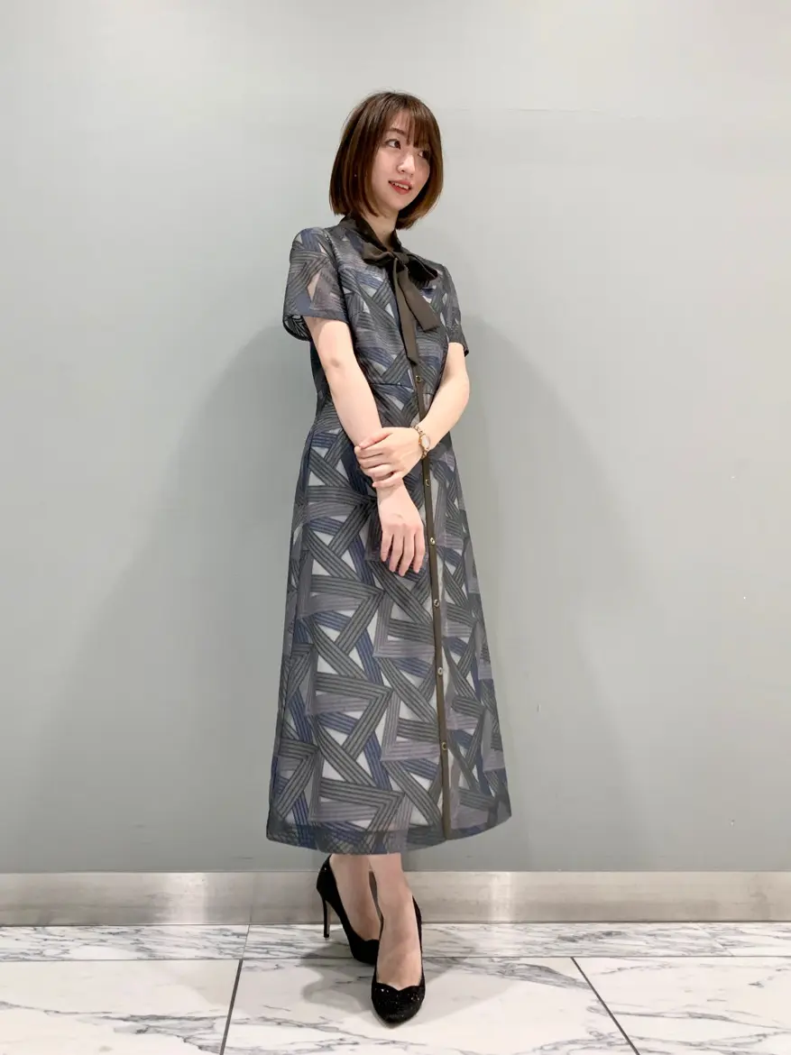 GRACE CONTINENTAL The Banquet eri コーディネート画像