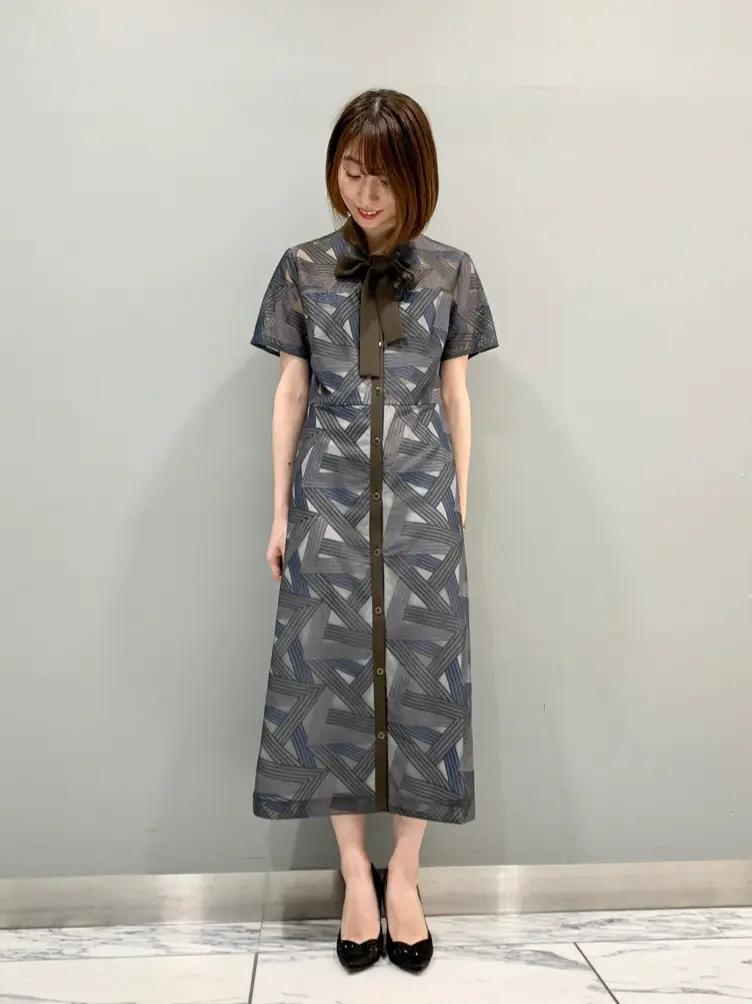 GRACE CONTINENTAL The Banquet eri コーディネート画像