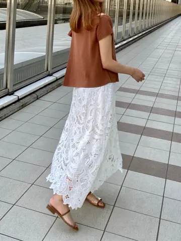 GRACE CONTINENTAL The Banquet MORITA AI コーディネート画像