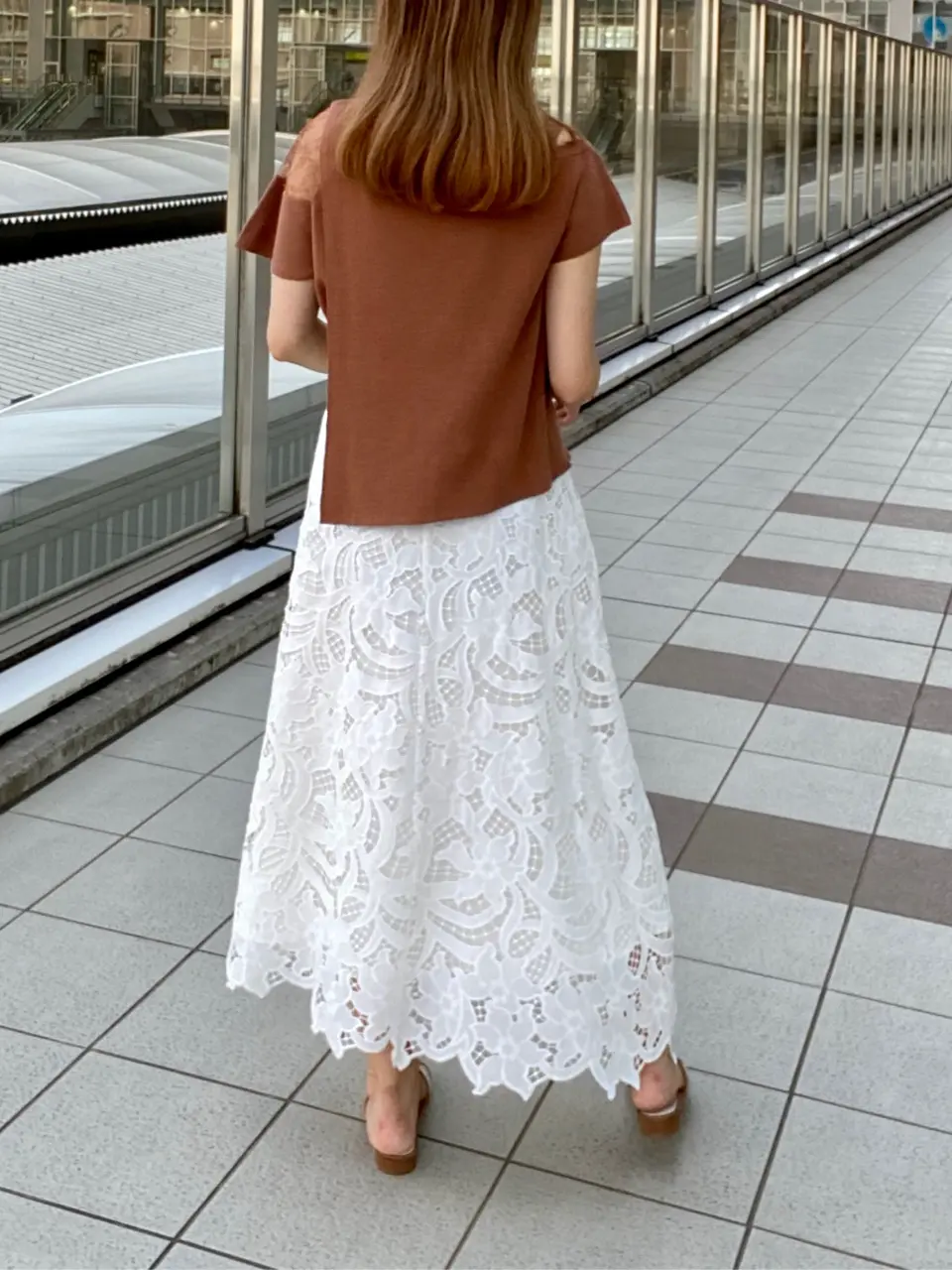 GRACE CONTINENTAL The Banquet MORITA AI コーディネート画像