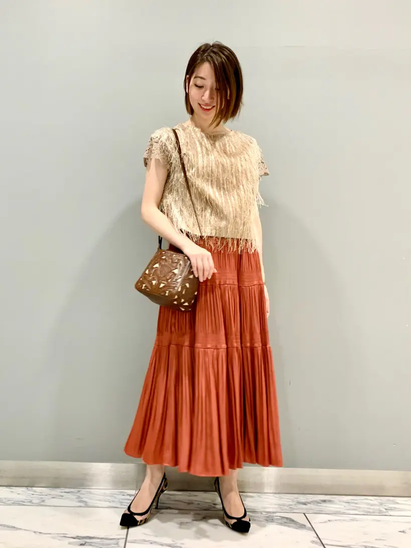 GRACE CONTINENTAL The Banquet eri コーディネート画像