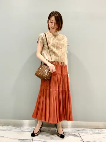 GRACE CONTINENTAL The Banquet eri コーディネート画像