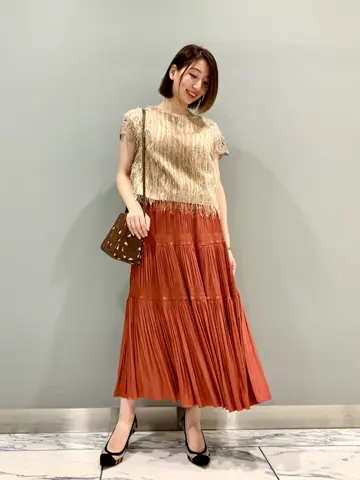 GRACE CONTINENTAL The Banquet eri コーディネート画像