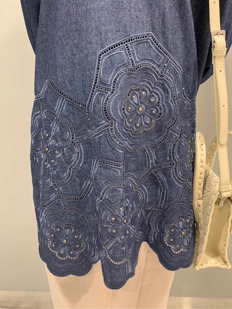 GRACE CONTINENTAL The Banquet eri コーディネート画像