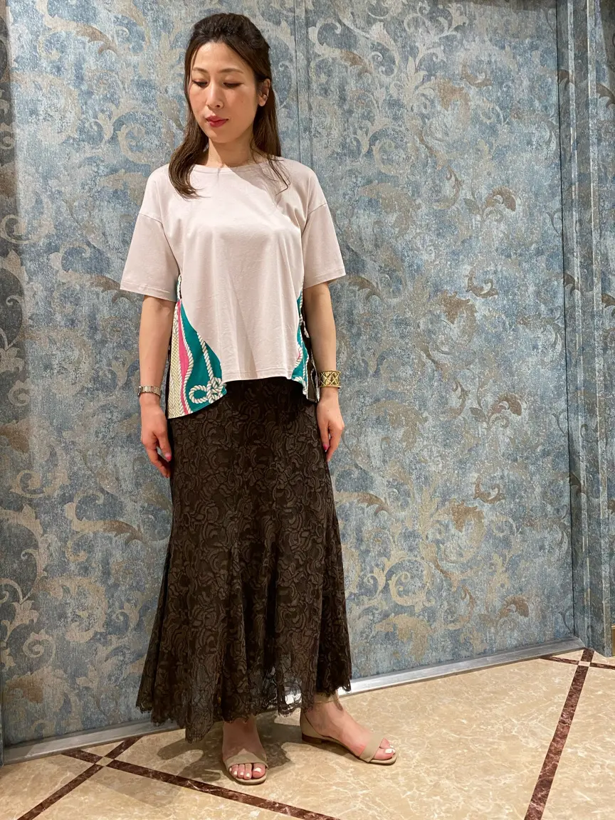 GRACE CONTINENTAL The Banquet 泉　智子 コーディネート画像