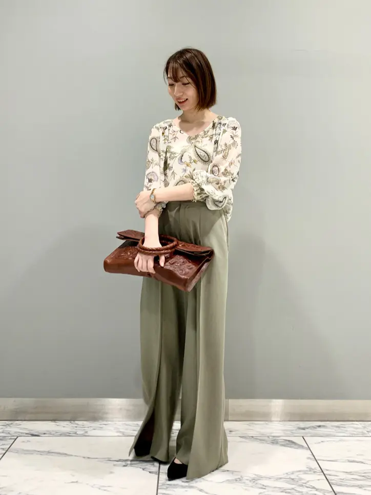 GRACE CONTINENTAL The Banquet eri コーディネート画像