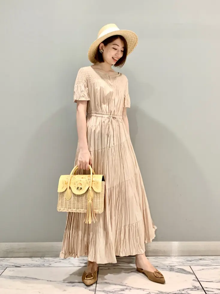 GRACE CONTINENTAL The Banquet eri コーディネート画像