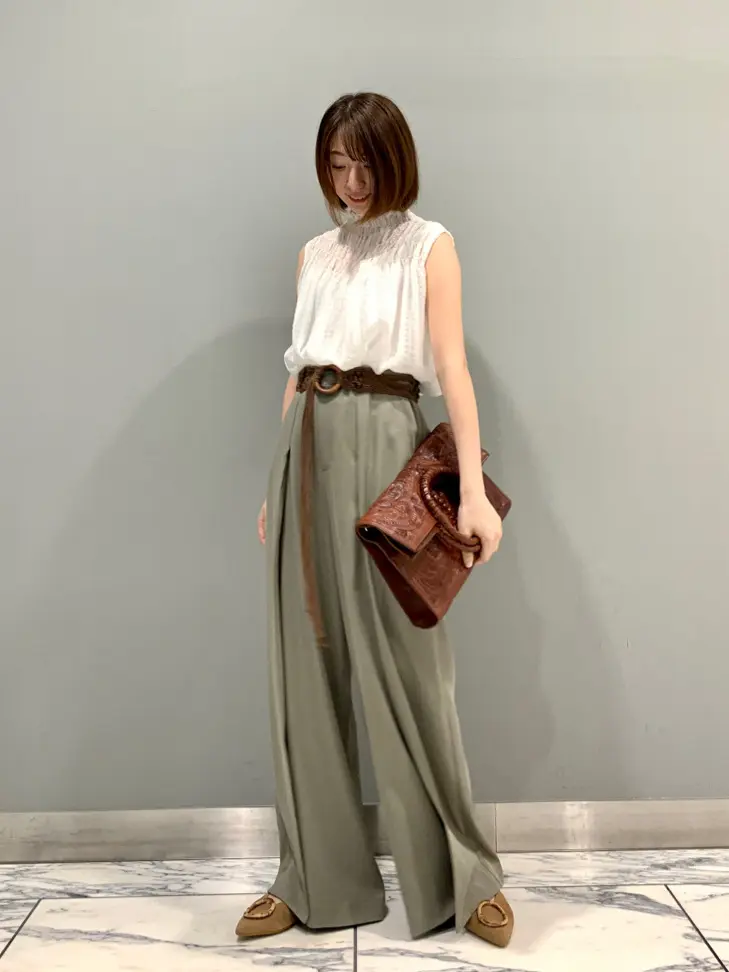 GRACE CONTINENTAL The Banquet eri コーディネート画像