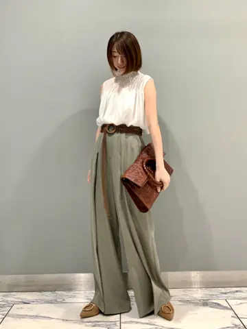 GRACE CONTINENTAL The Banquet eri コーディネート画像