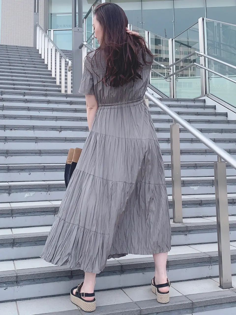 GRACE CONTINENTAL The Banquet 日笠　雅 コーディネート画像