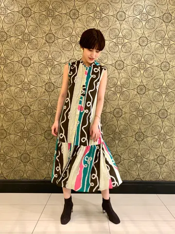 GRACE CONTINENTAL The Banquet 平岩　みなみ コーディネート画像