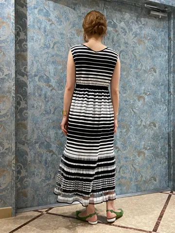 GRACE CONTINENTAL The Banquet 泉　智子 コーディネート画像