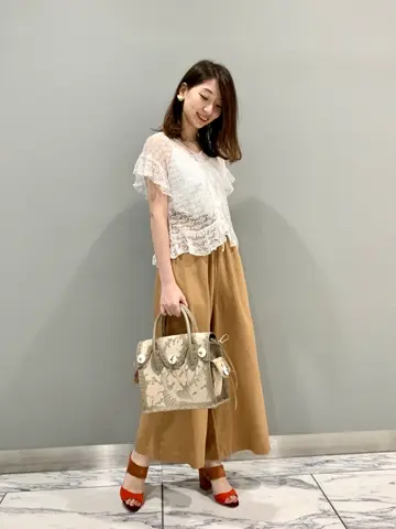 GRACE CONTINENTAL The Banquet eri コーディネート画像