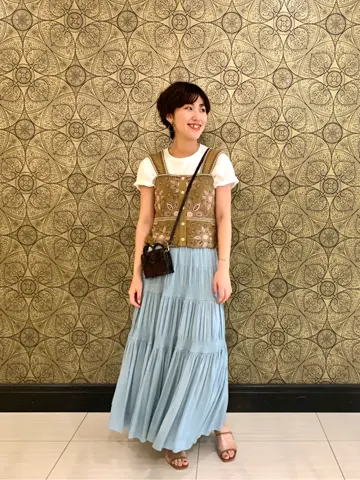 GRACE CONTINENTAL The Banquet 平岩　みなみ コーディネート画像