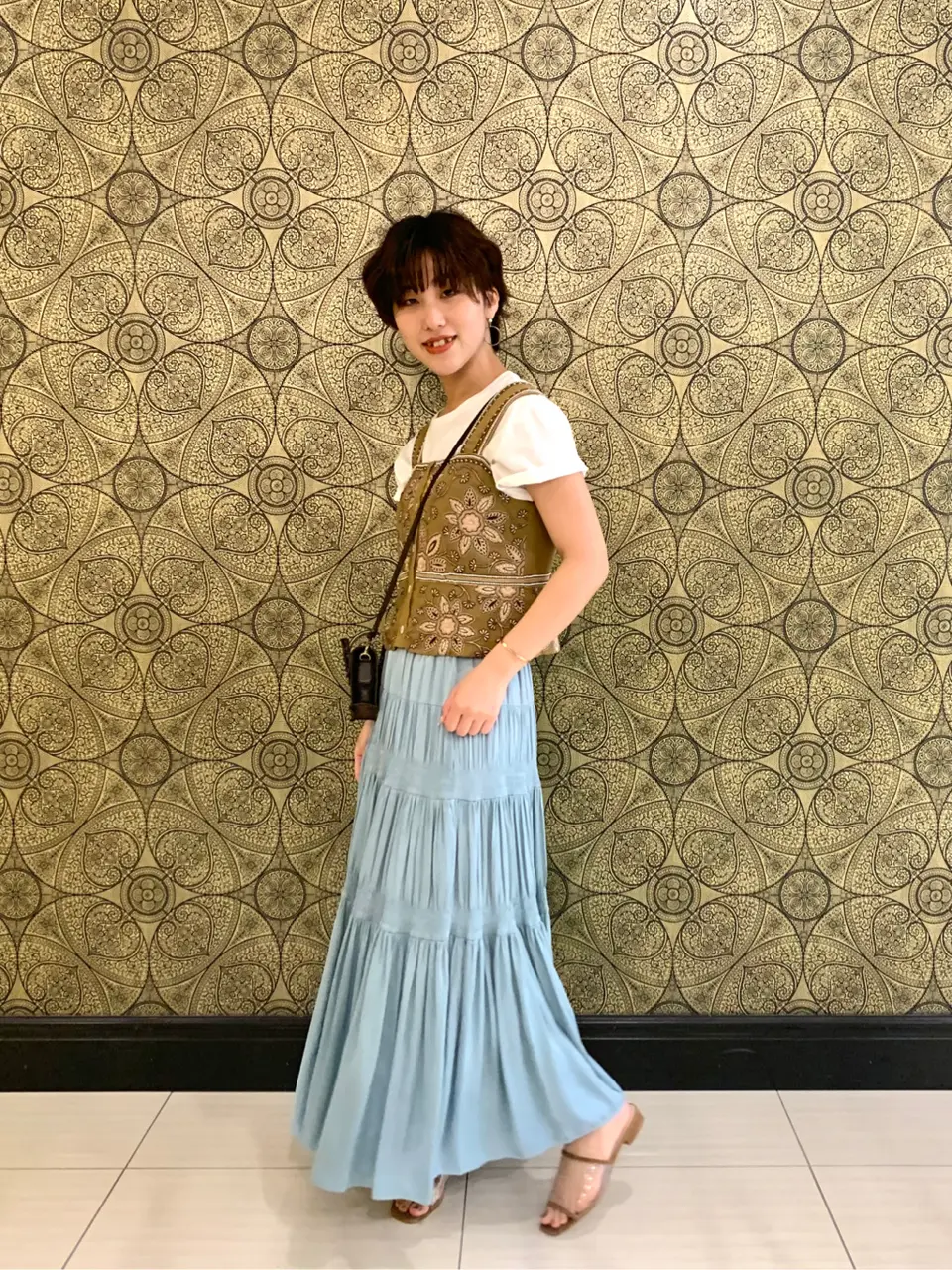 GRACE CONTINENTAL The Banquet 平岩　みなみ コーディネート画像