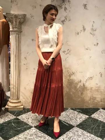 GRACE CONTINENTAL The Banquet HOSHINO コーディネート画像