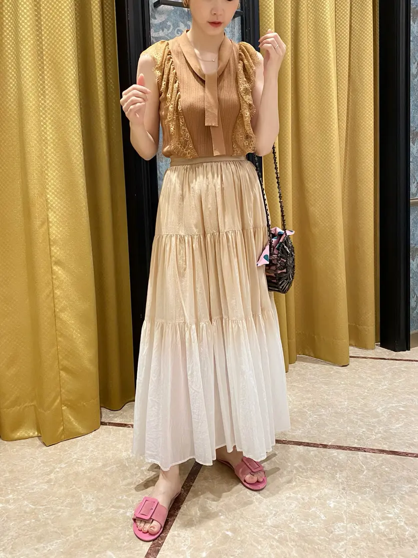 GRACE CONTINENTAL The Banquet Aya. コーディネート画像