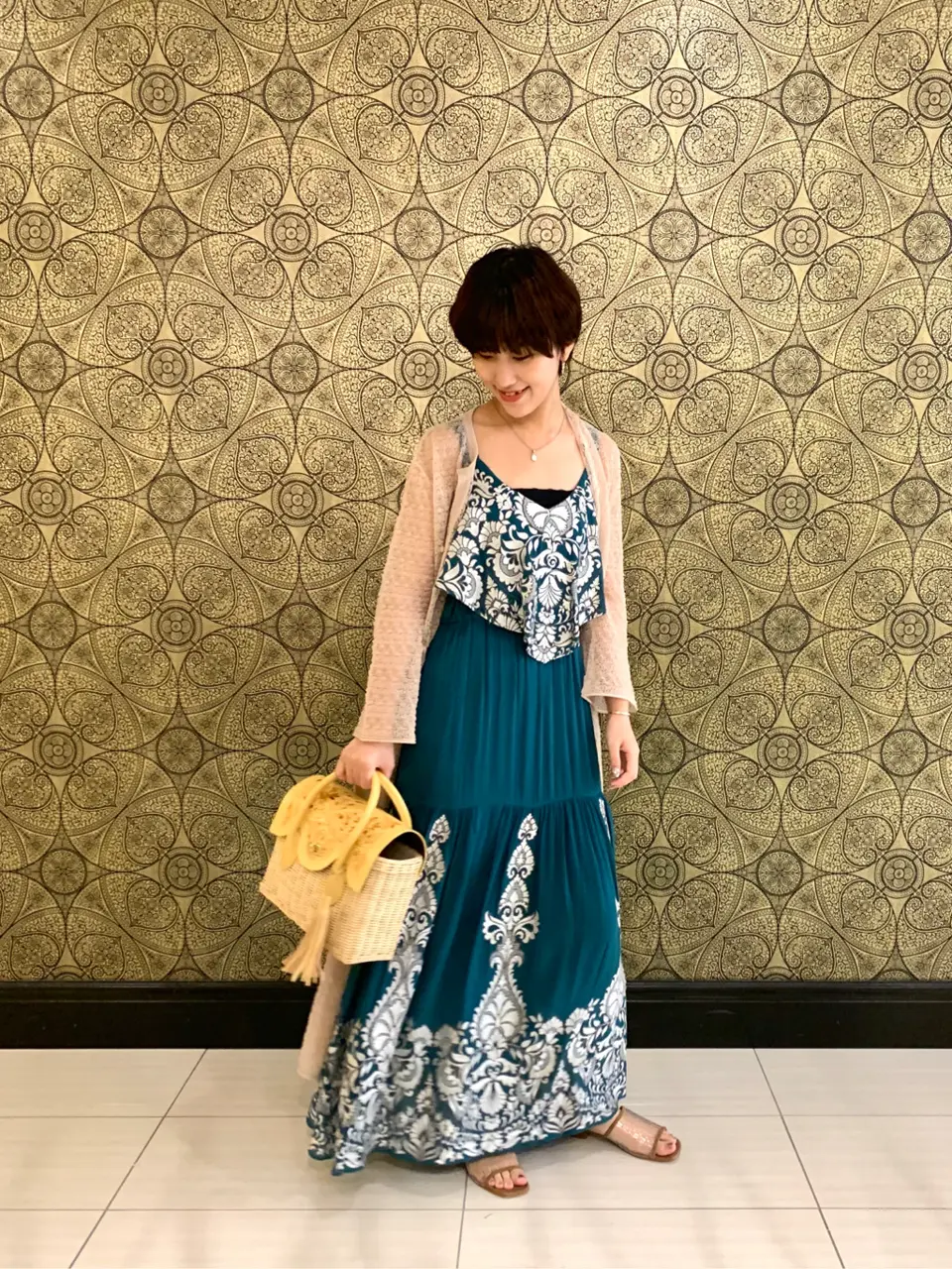 GRACE CONTINENTAL The Banquet 平岩　みなみ コーディネート画像