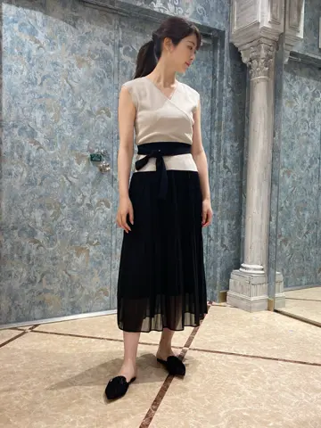 GRACE CONTINENTAL The Banquet Aya. コーディネート画像