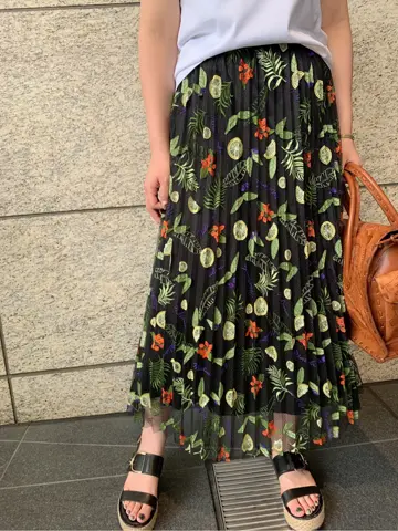 GRACE CONTINENTAL The Banquet 日笠　雅 コーディネート画像