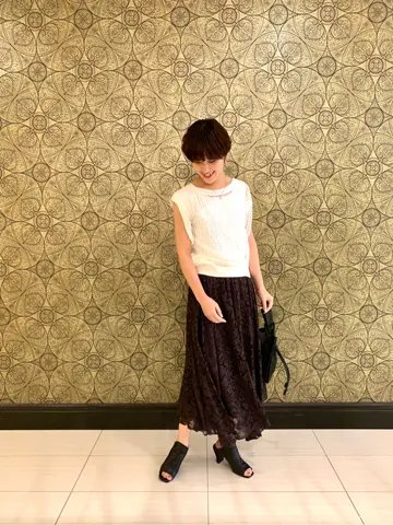 GRACE CONTINENTAL The Banquet 平岩　みなみ コーディネート画像