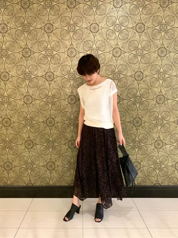 GRACE CONTINENTAL The Banquet 平岩　みなみ コーディネート画像