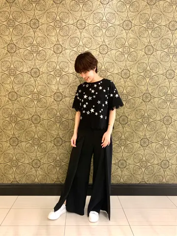 GRACE CONTINENTAL The Banquet 平岩　みなみ コーディネート画像