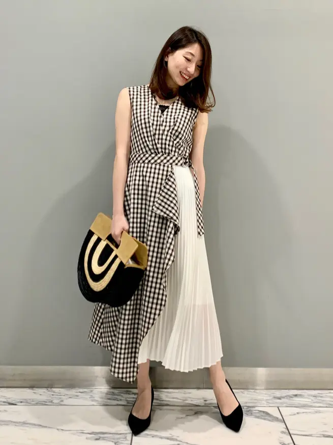 GRACE CONTINENTAL The Banquet eri コーディネート画像