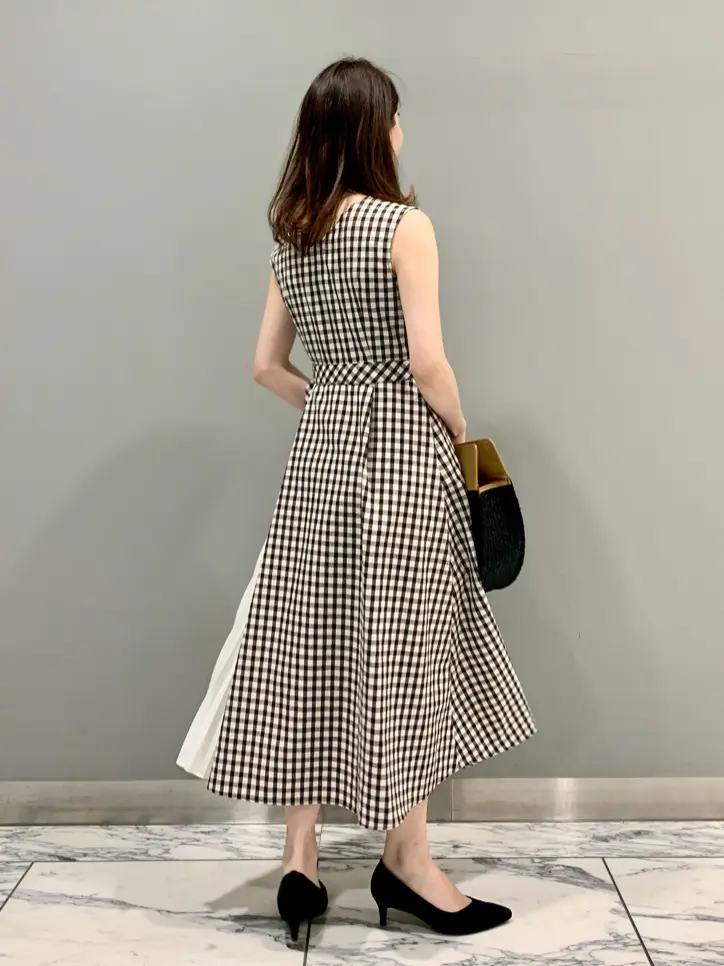 GRACE CONTINENTAL The Banquet eri コーディネート画像