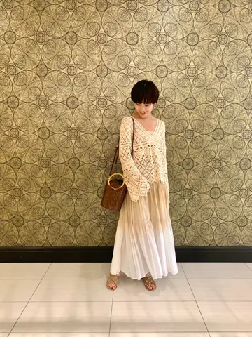 GRACE CONTINENTAL The Banquet 平岩　みなみ コーディネート画像