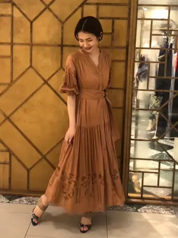 GRACE CONTINENTAL The Banquet HOSHINO コーディネート画像