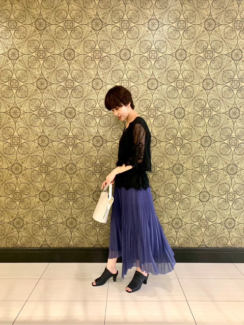 GRACE CONTINENTAL The Banquet 平岩　みなみ コーディネート画像