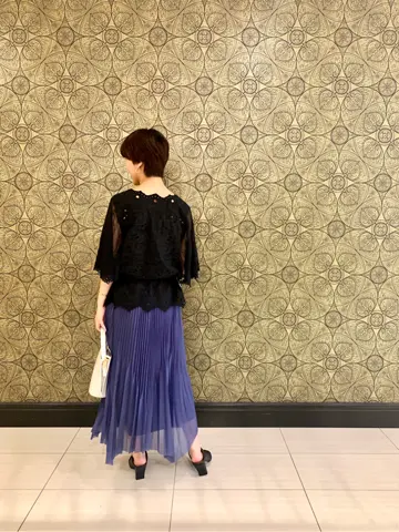 GRACE CONTINENTAL The Banquet 平岩　みなみ コーディネート画像