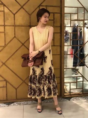 GRACE CONTINENTAL The Banquet HOSHINO コーディネート画像