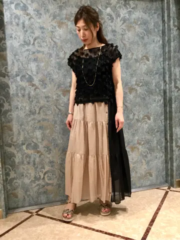 GRACE CONTINENTAL The Banquet 泉　智子 コーディネート画像