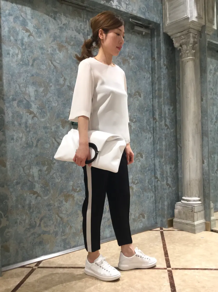 GRACE CONTINENTAL The Banquet 泉　智子 コーディネート画像