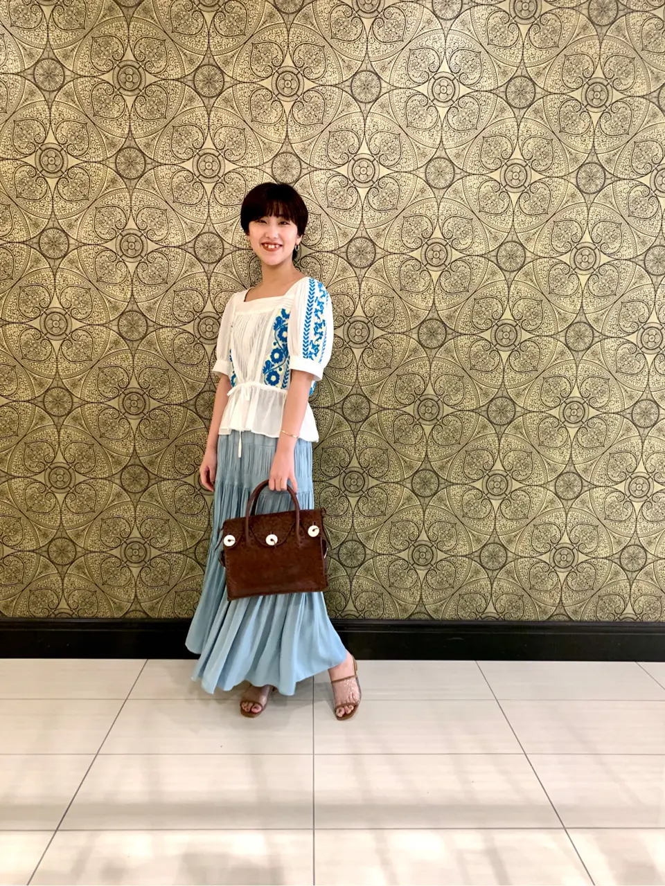 GRACE CONTINENTAL The Banquet 平岩　みなみ コーディネート画像