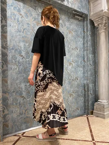 GRACE CONTINENTAL The Banquet 泉　智子 コーディネート画像