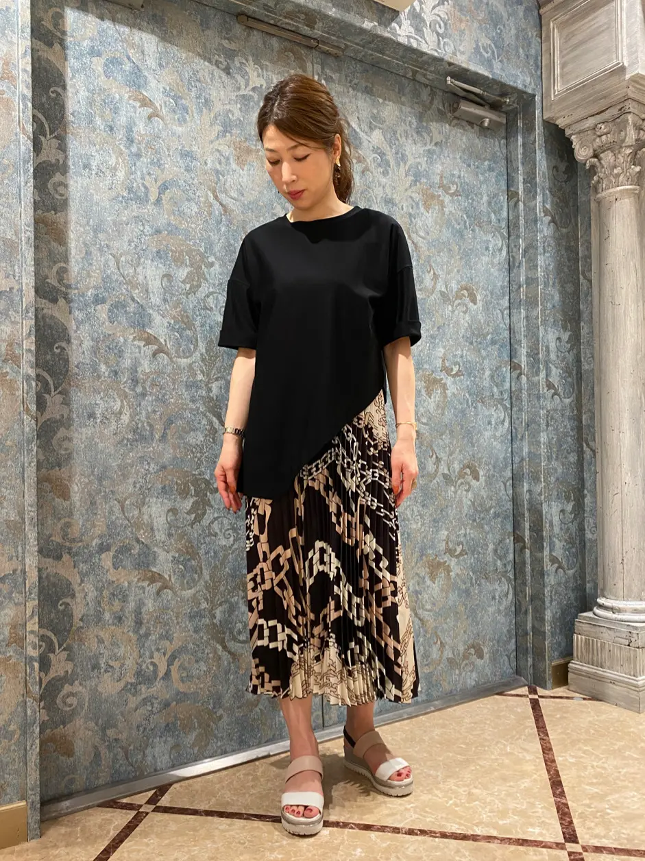 GRACE CONTINENTAL The Banquet 泉　智子 コーディネート画像