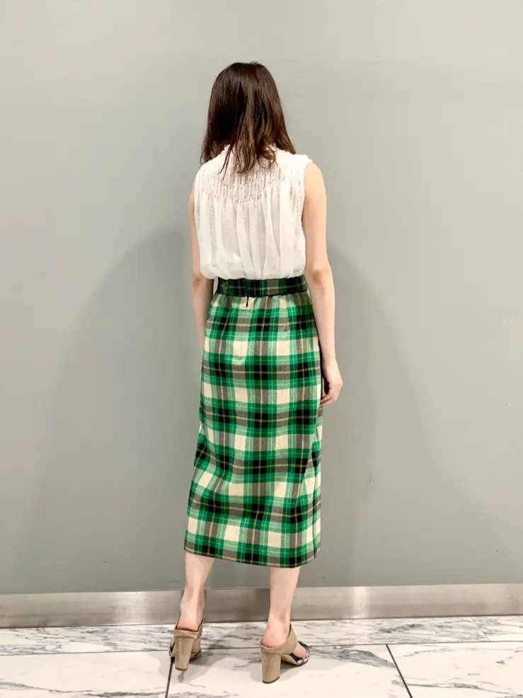 GRACE CONTINENTAL The Banquet eri コーディネート画像