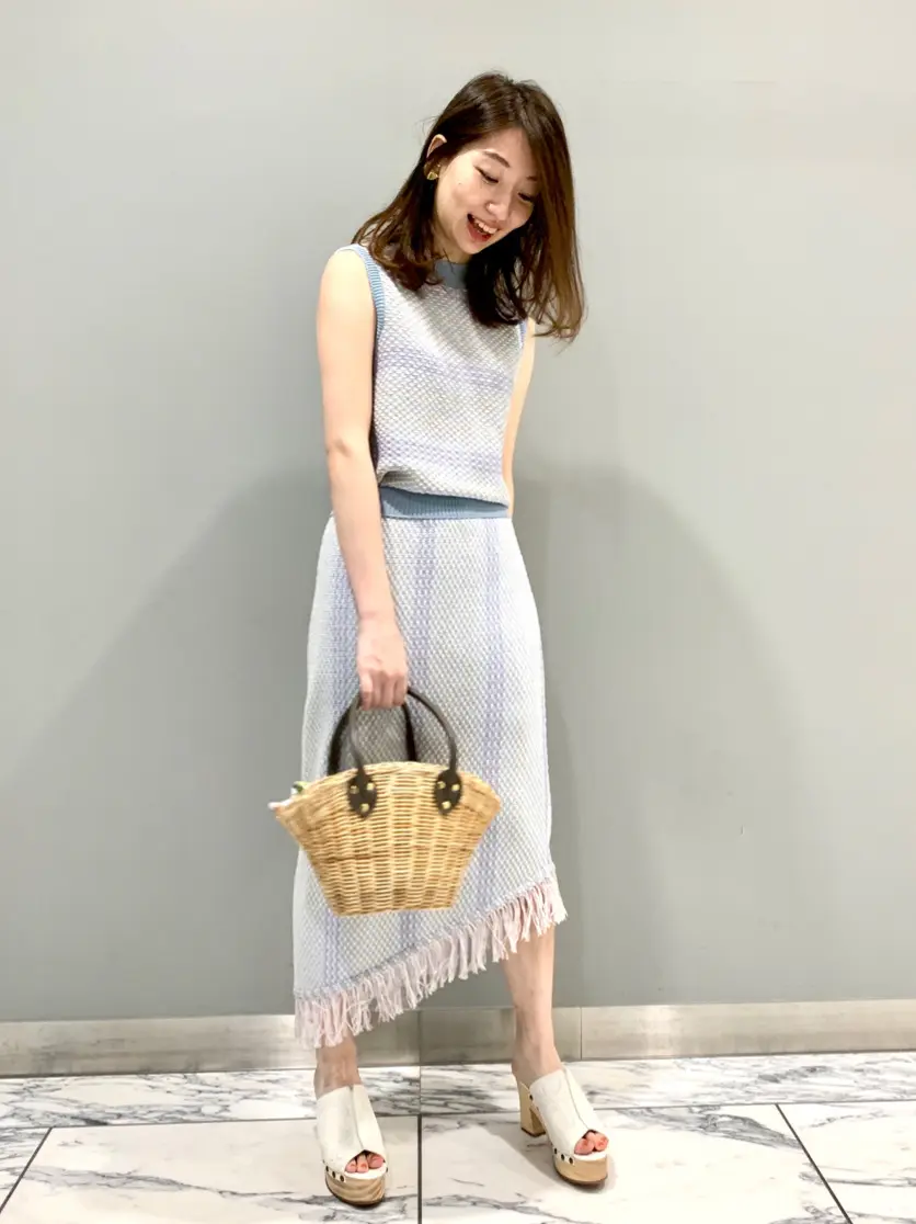 GRACE CONTINENTAL The Banquet eri コーディネート画像