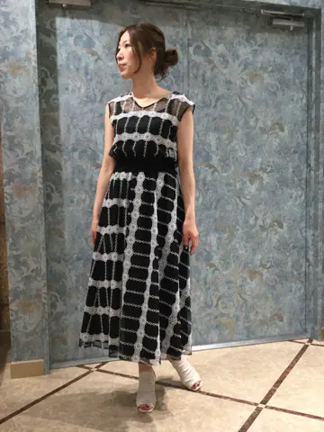 GRACE CONTINENTAL The Banquet 泉　智子 コーディネート画像