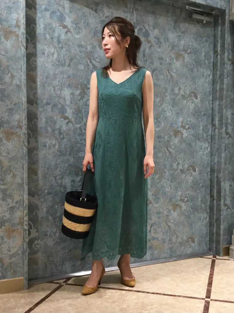 GRACE CONTINENTAL The Banquet 泉　智子 コーディネート画像