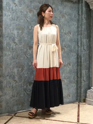 GRACE CONTINENTAL The Banquet 泉　智子 コーディネート画像