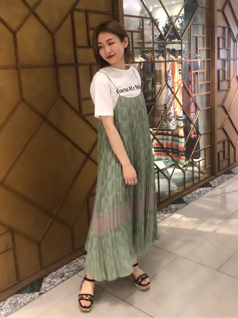 GRACE CONTINENTAL The Banquet HOSHINO コーディネート画像