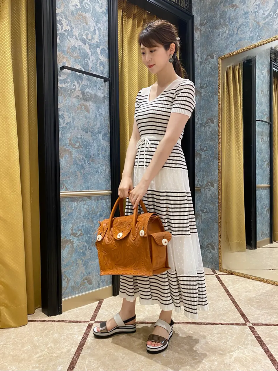 GRACE CONTINENTAL The Banquet Aya. コーディネート画像