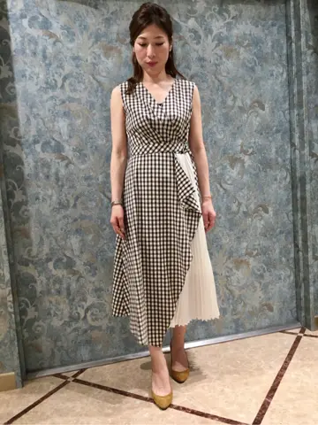 GRACE CONTINENTAL The Banquet 泉　智子 コーディネート画像