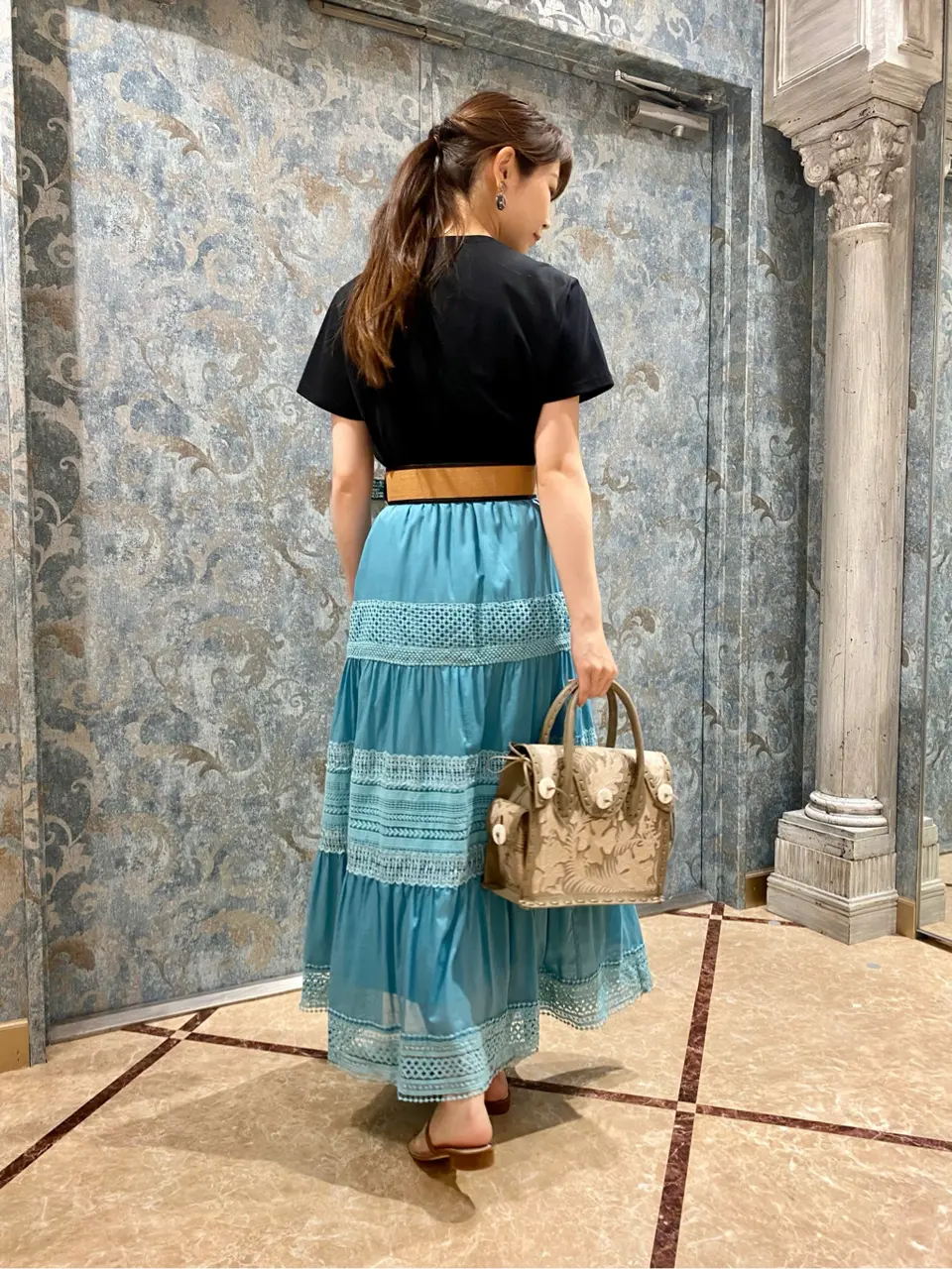 GRACE CONTINENTAL The Banquet Aya. コーディネート画像