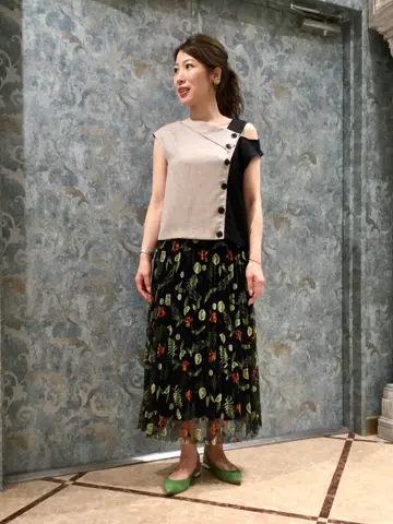 GRACE CONTINENTAL The Banquet 泉　智子 コーディネート画像