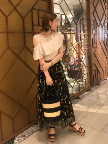 GRACE CONTINENTAL The Banquet HOSHINO コーディネート画像